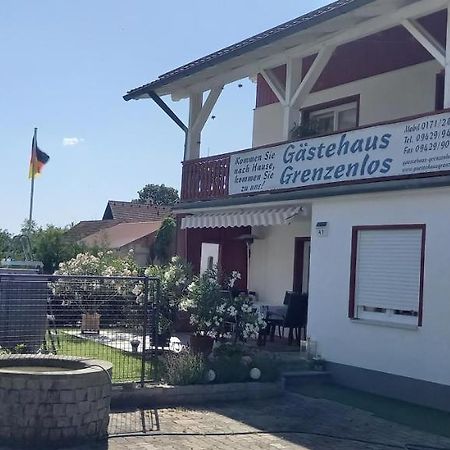 Aholfing Gaestehaus Grenzenlos מראה חיצוני תמונה